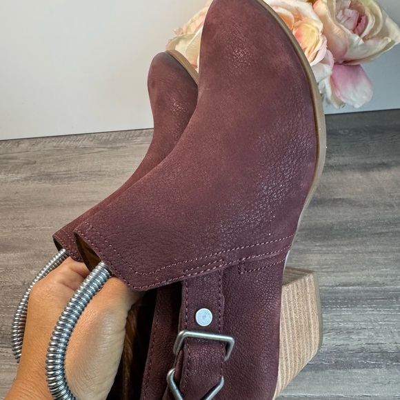 SARTO By Franco Sarto Garfield Western Burgundy Ankle Boots size 8 - Picture 5 of 9